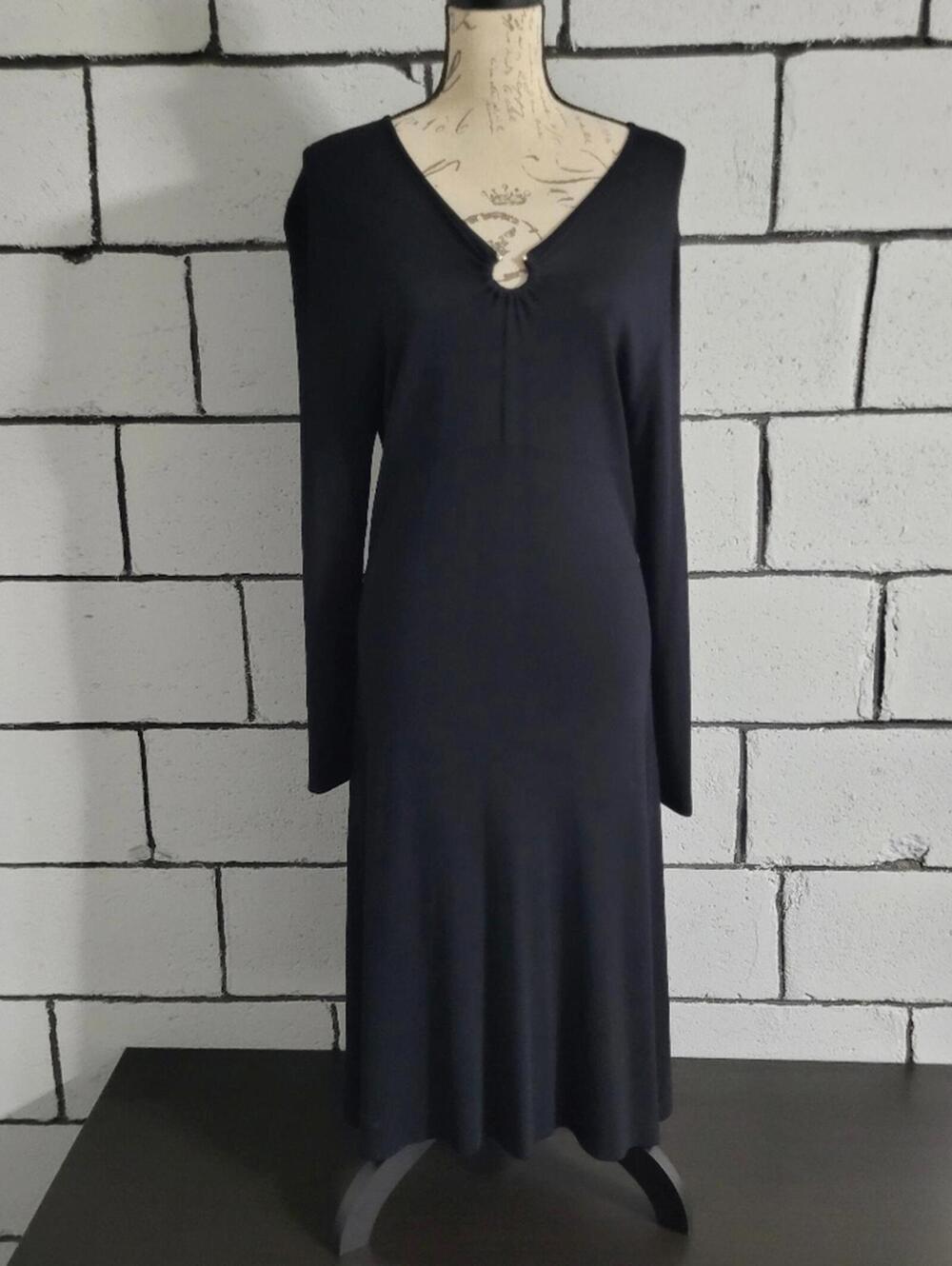 BUNDLE SALE!  Black Long-Sleeve V-Neck Dress w/ Silver Hoop Sz XL